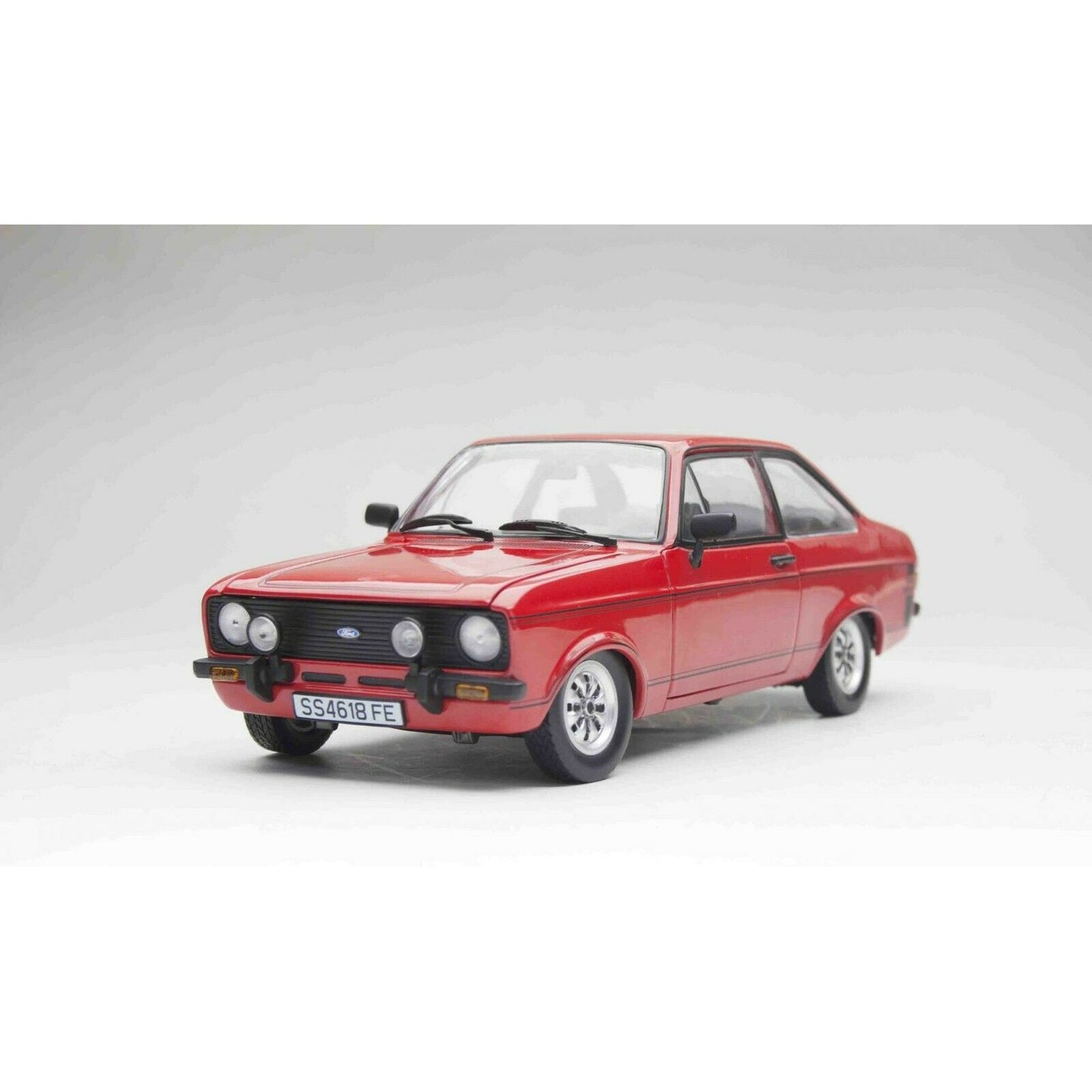 Ford Escort MKII Sport (1975) in Red