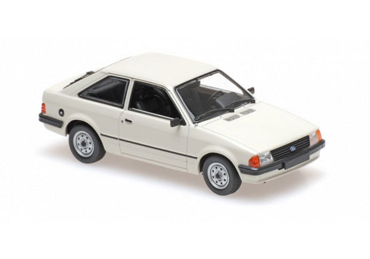 Ford Escort MkIII (1981) in Light Grey