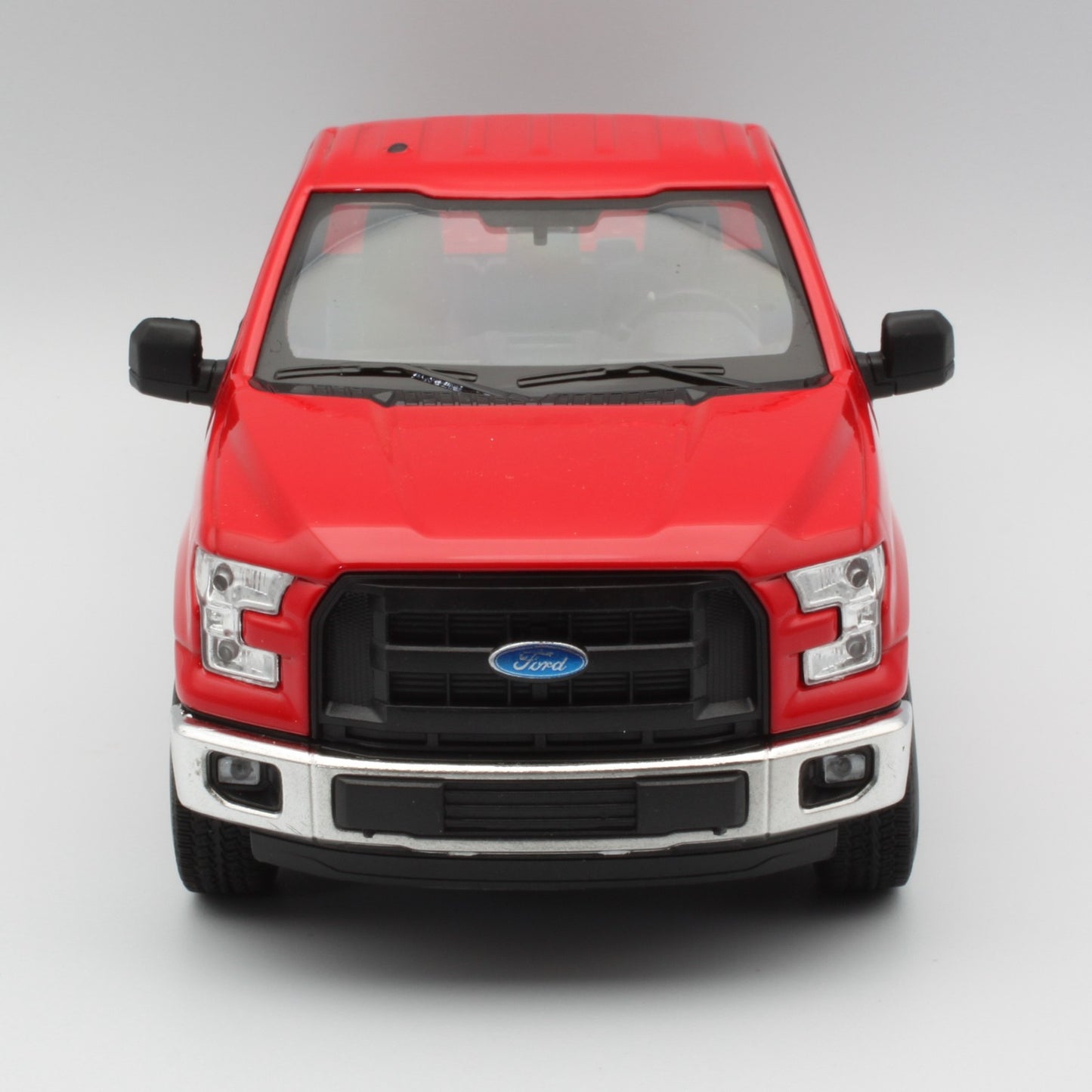 Ford F 150 (2015) in Red