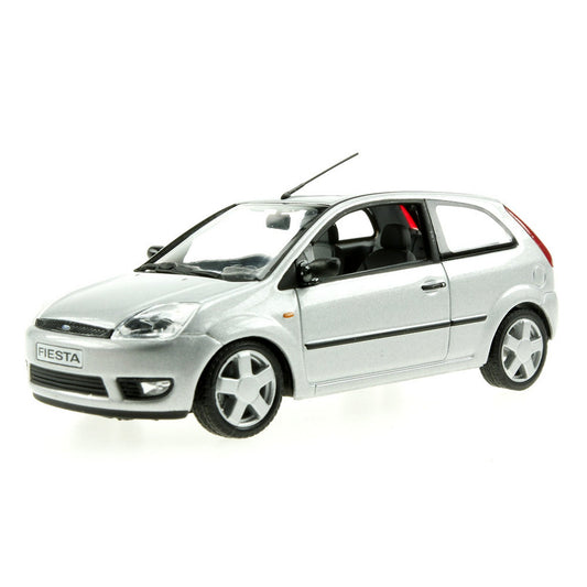 Ford Fiesta Mk V 3 Door (2002) in Silver