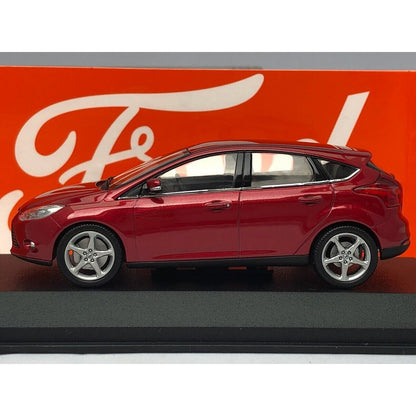 Ford Focus (5 Door 2011) in Red