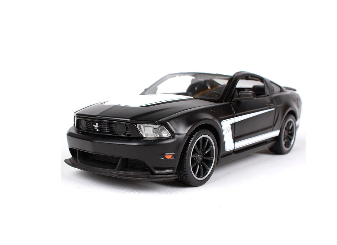 Ford Mustang Boss 302 in Matt Black