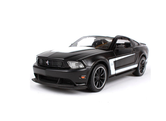 Ford Mustang Boss 302 in Matt Black