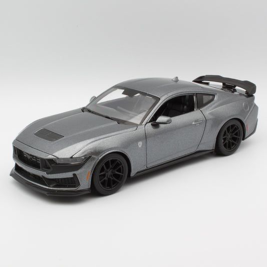 Ford Mustang (Darkhorse 2024) in Grey