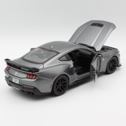 Ford Mustang (Darkhorse 2024) in Grey