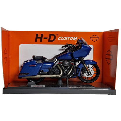 Harley Davidson CVO Road Glide (2022) in Blue