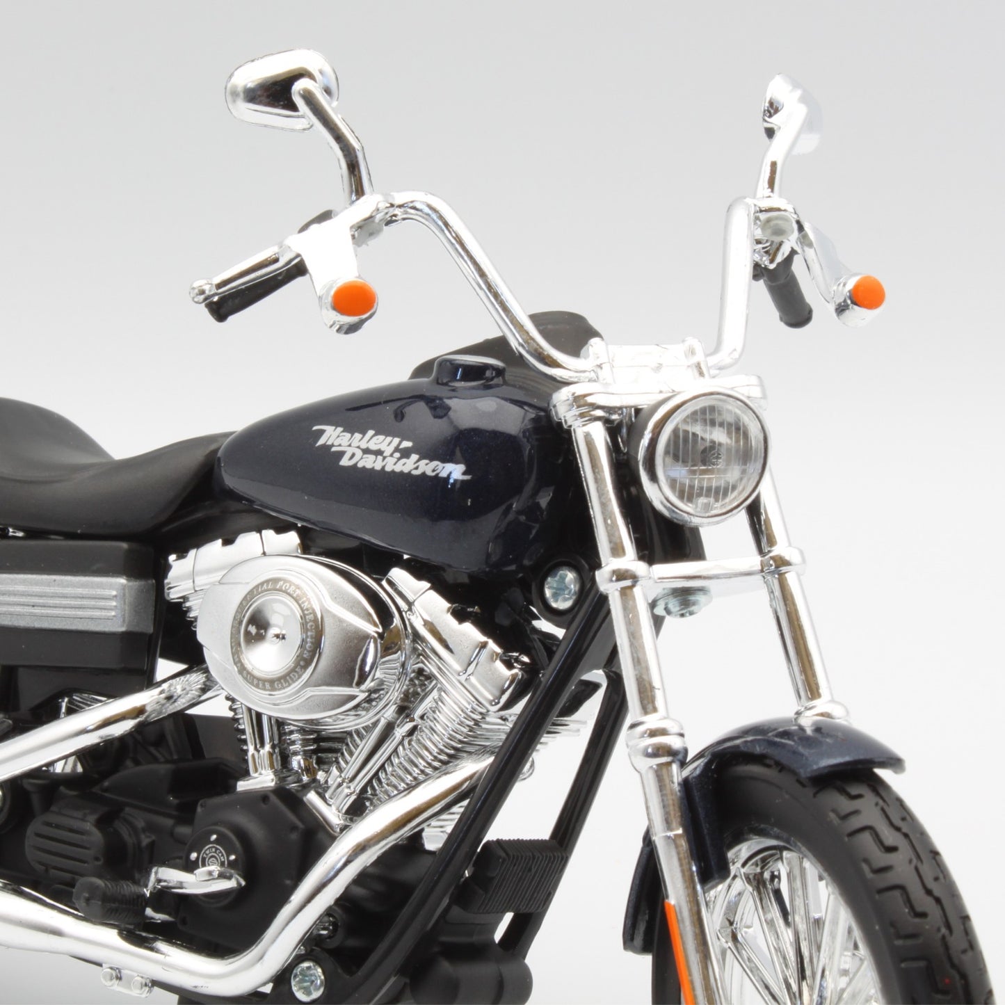 Harley Davidson Dyna Street Bob FXDBI (2006) in Midnight Blue