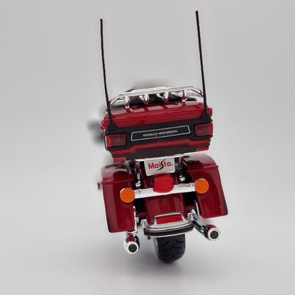 Harley Davidson Electra Glide Ultra FLHTK (2013) in Red