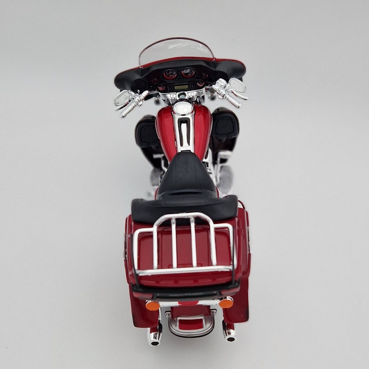 Harley Davidson Electra Glide Ultra FLHTK (2013) in Red