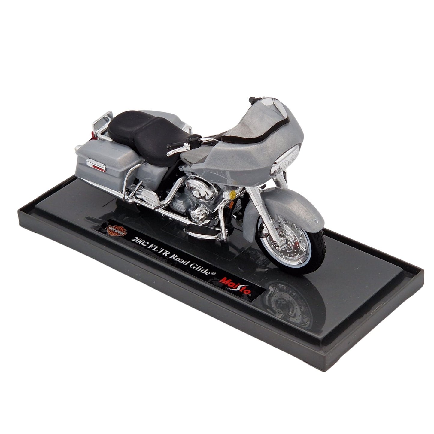 Harley Davidson FLTR Road Glide (2002) in Silver