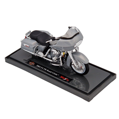 Harley Davidson FLTR Road Glide (2002) in Silver