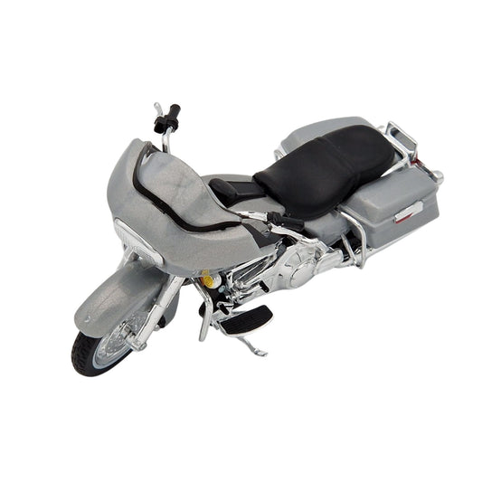 Harley Davidson FLTR Road Glide (2002) in Silver