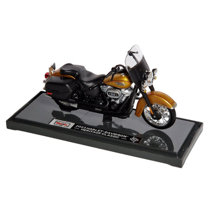 Harley Davidson Heritage Classic (2023) in Gold