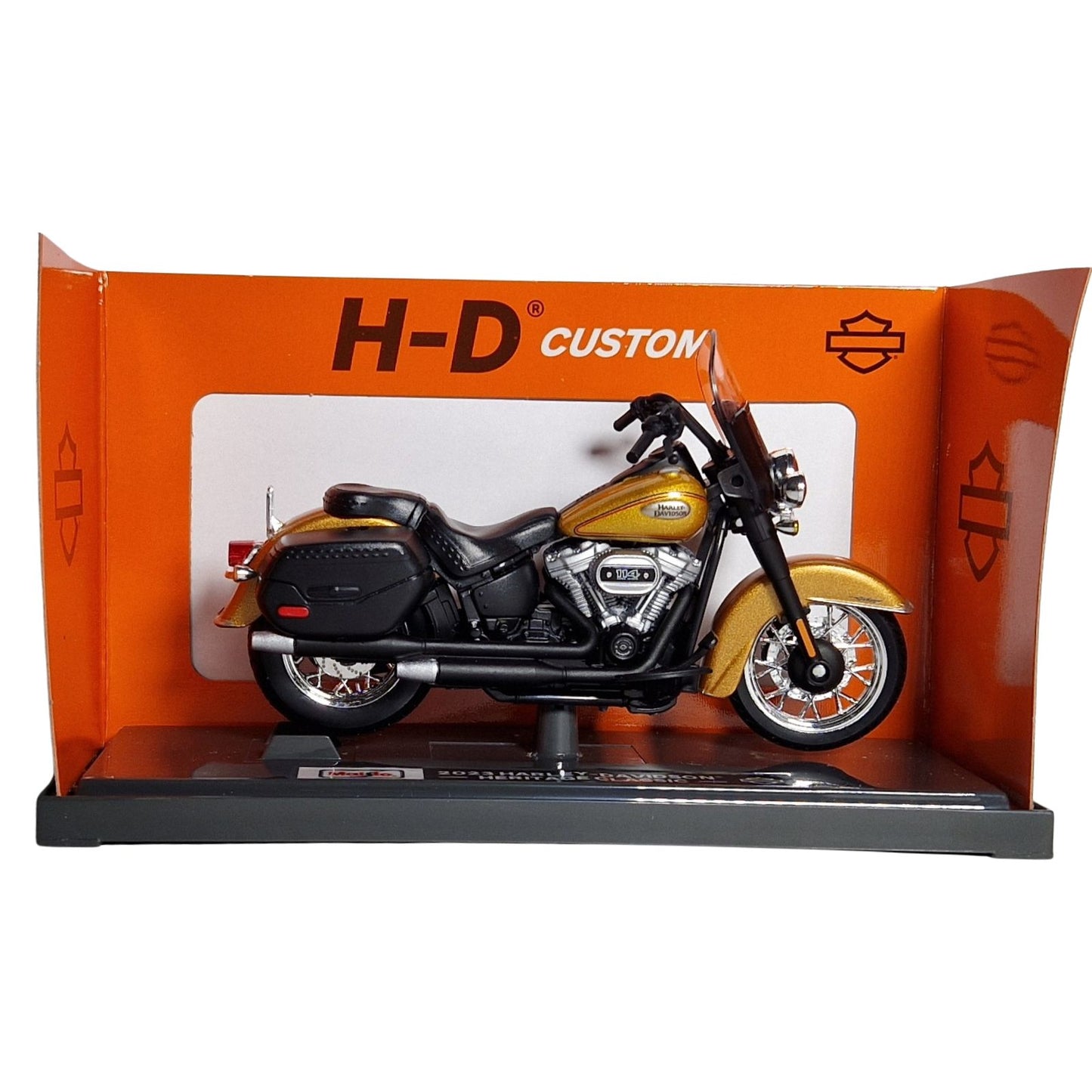 Harley Davidson Heritage Classic (2023) in Gold