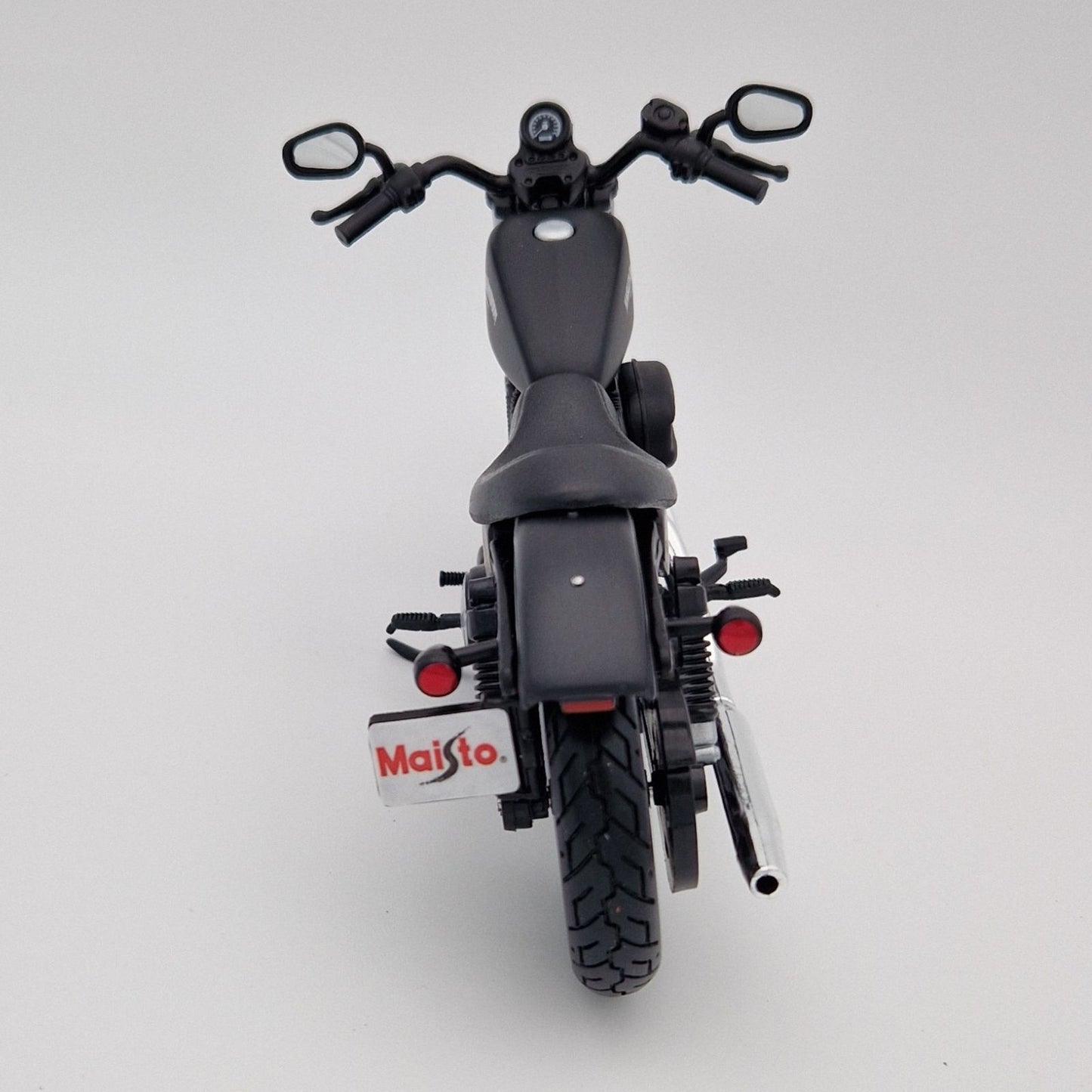 Harley Davidson Sportster Iron 883 (2014) in Black
