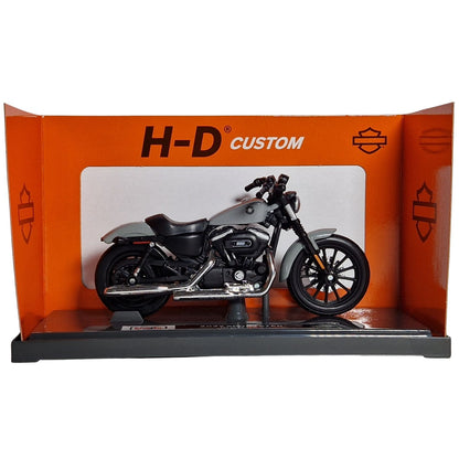 Harley Davidson Sportster Iron 883 (2022) in Grey