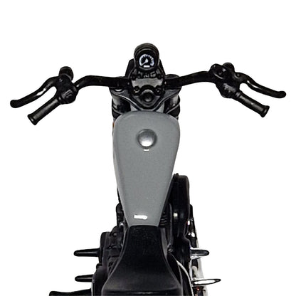 Harley Davidson Sportster Iron 883 (2022) in Grey