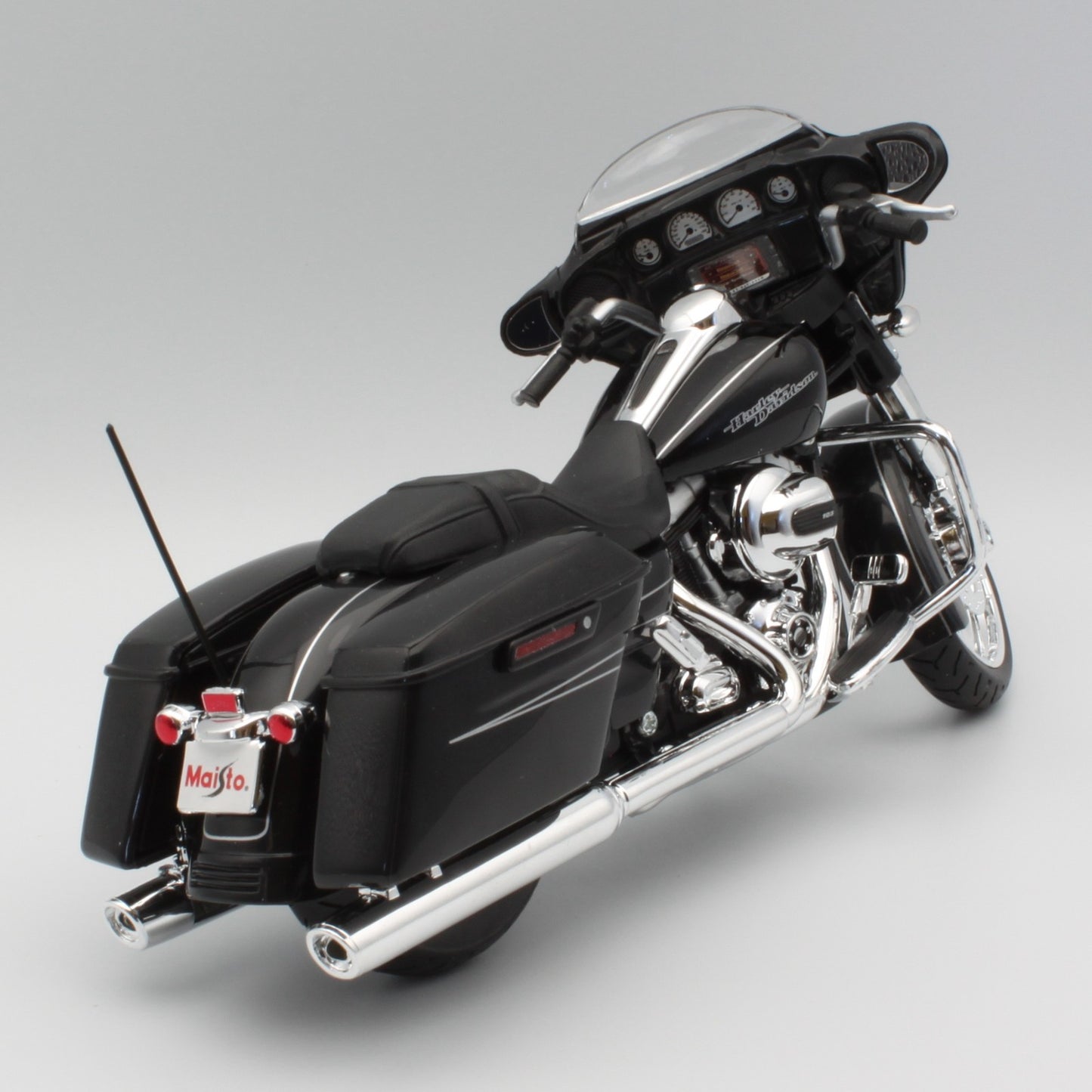 Harley Davidson Street Glide Special (2015) in Black