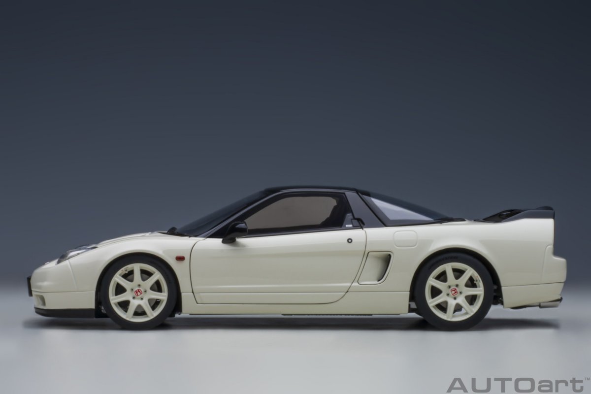 Honda NSX-R (NA2 2019) in Championship White