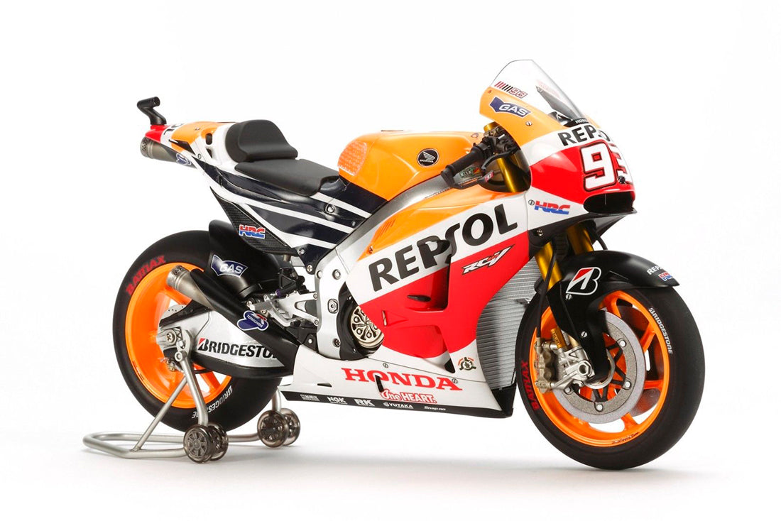 Honda RC213V Repsol (MotoGP Champion Machine 2014) [Kit]