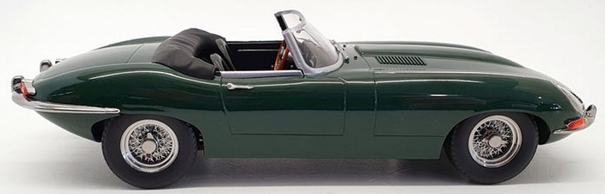 Jaguar E-Type Cabrio (Series I LHD 1961) in British Racing Green