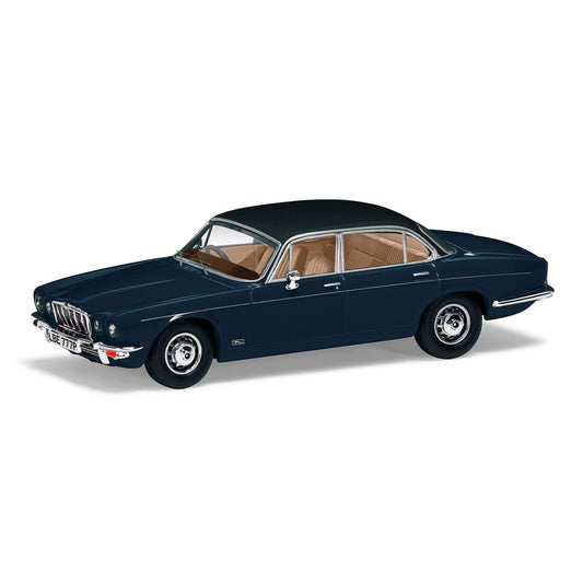 Jaguar XJ6 Series 2 in Dark Blue