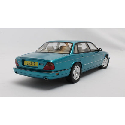 Jaguar XJR X300 (1995) in Turquoise