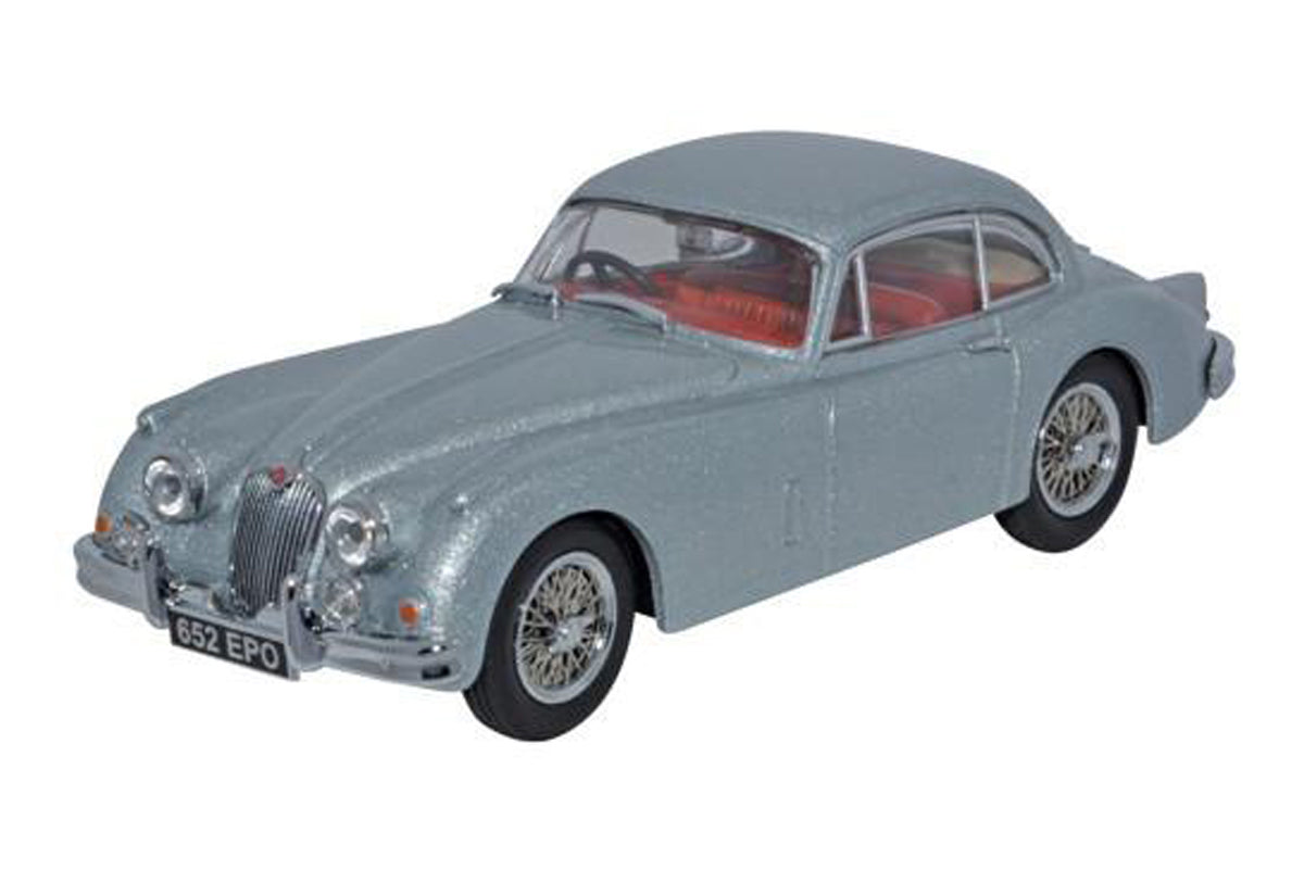 Jaguar XK150 (Fixed Head Coupe) in Mist Grey