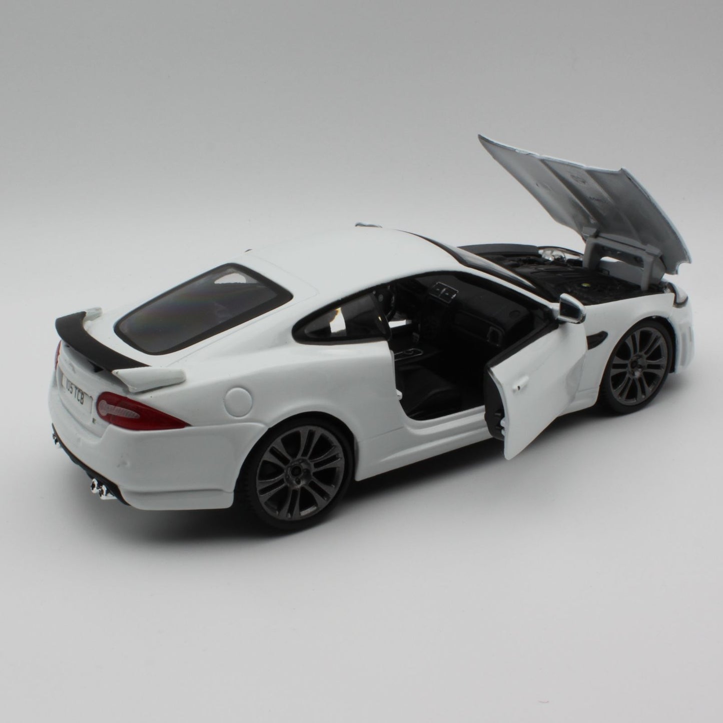 Jaguar XKR-S in White