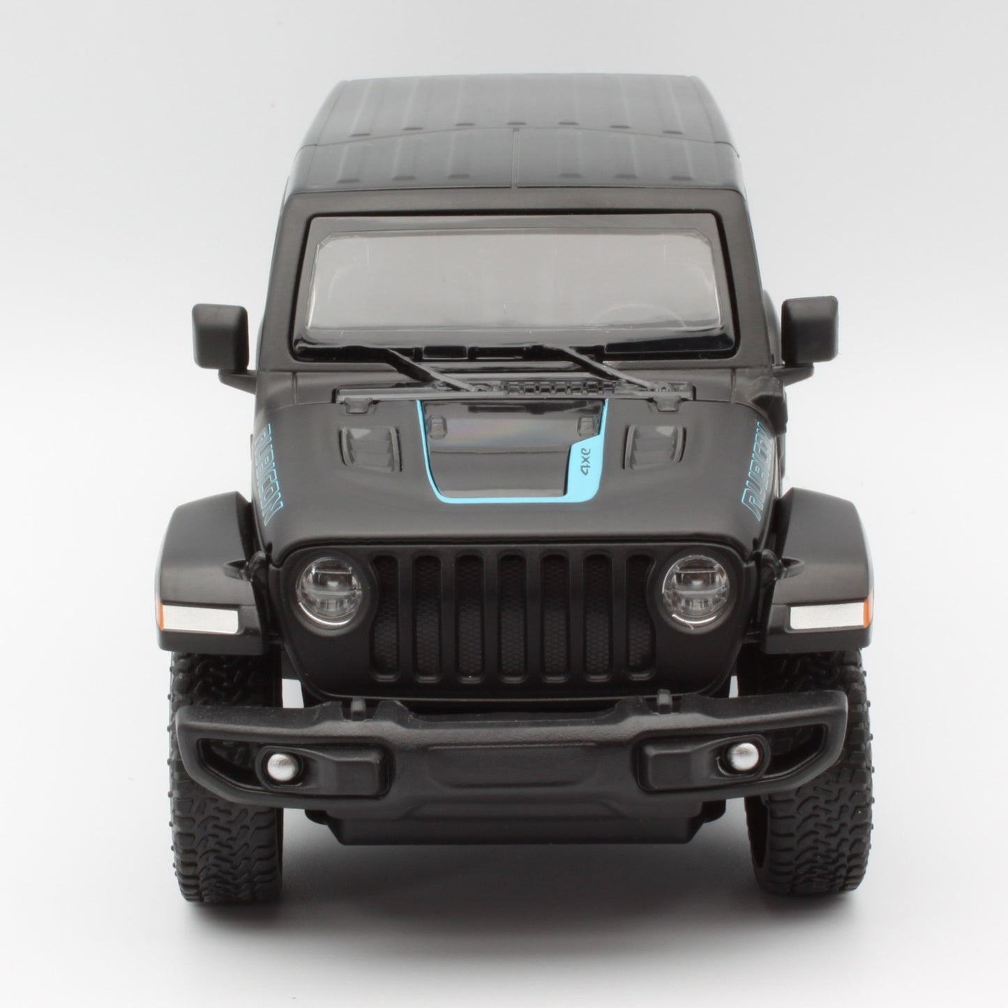 Jeep Wrangler Rubicon (4XE) in matt black