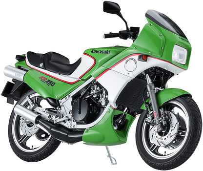 Kawasaki KR250 (1984) [Kit] in Green/White