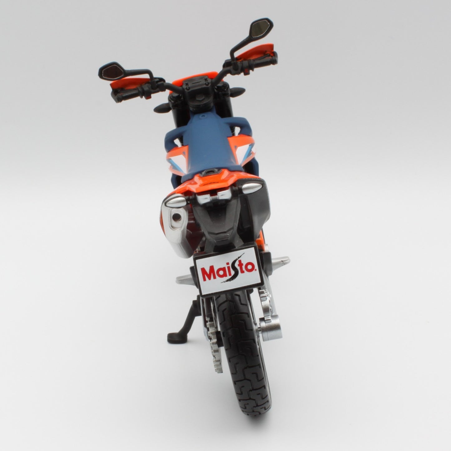 KTM 690 SMC R (Supermoto)