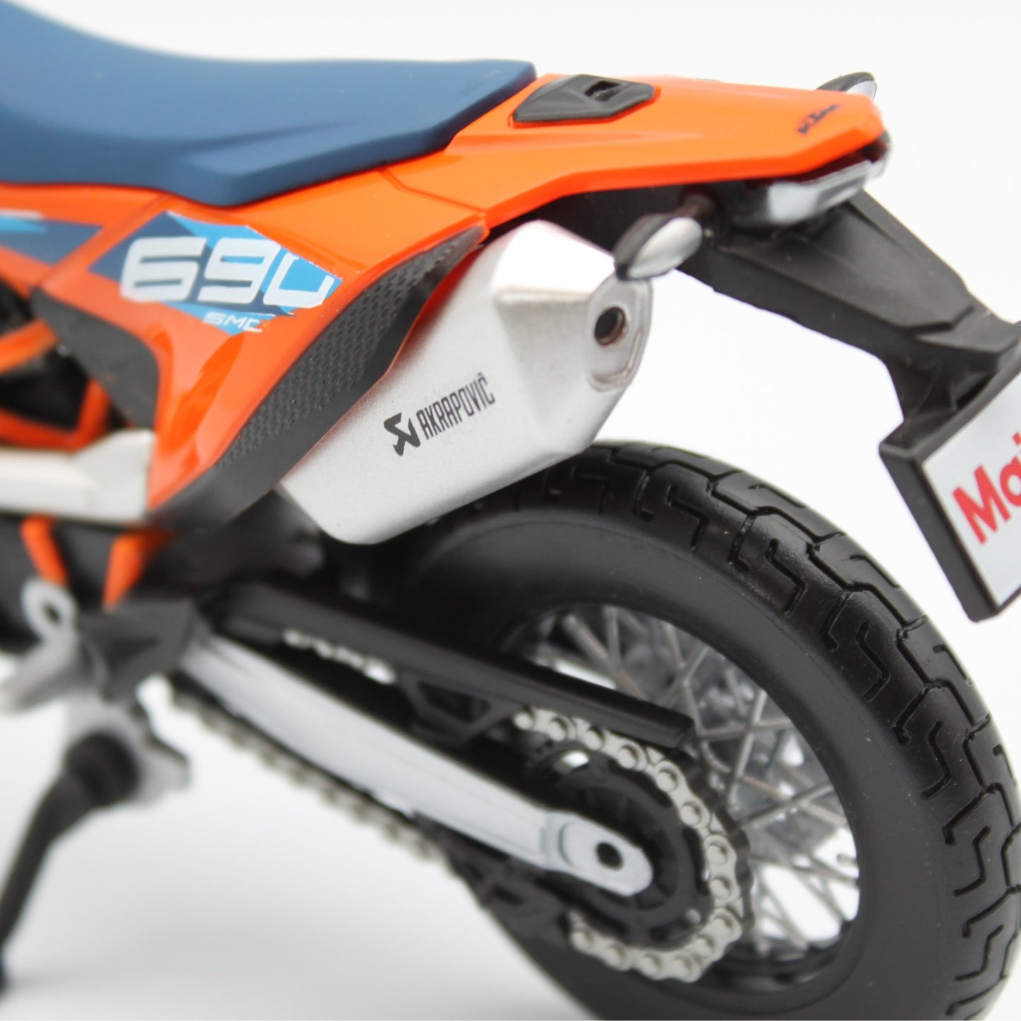 KTM 690 SMC R (Supermoto)