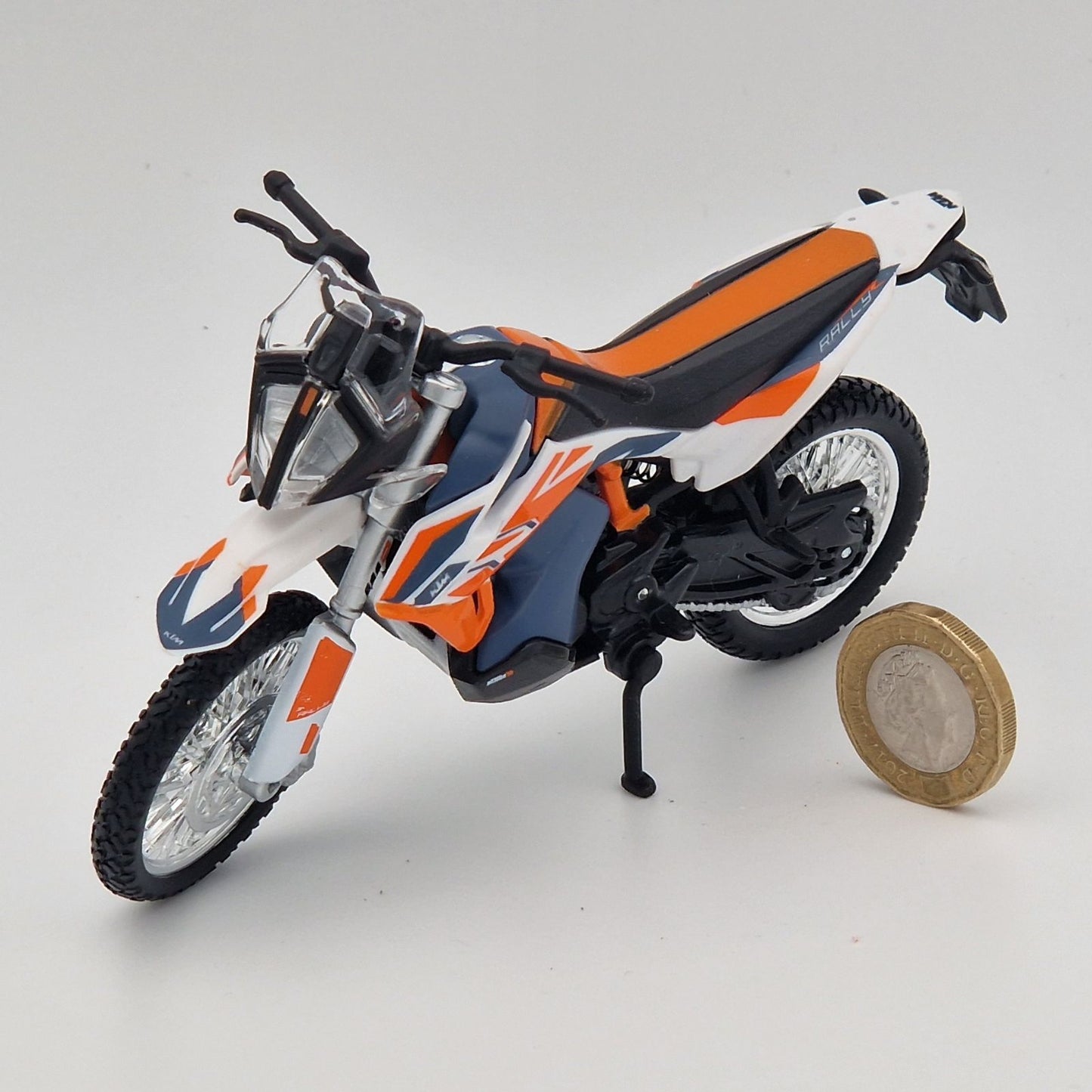 KTM 790 (Adventure R Rally) in Orange/White