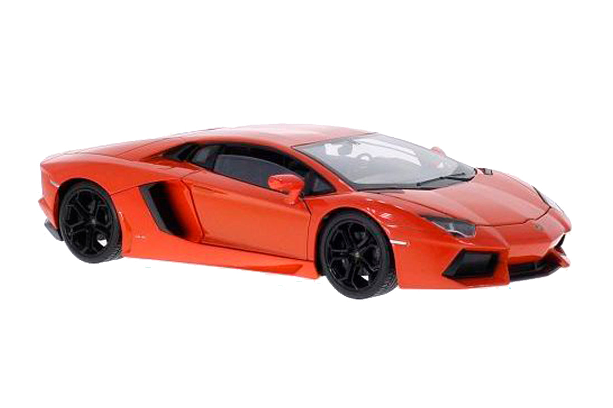 Lamborghini Aventador Coupe in Dark Orange