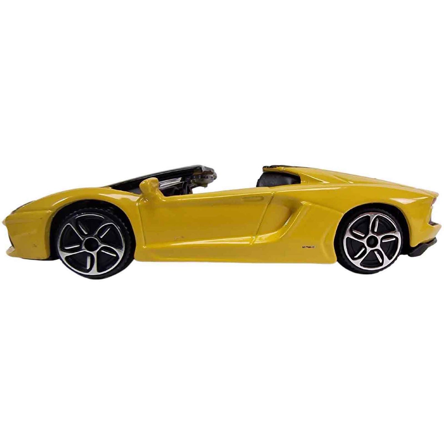 Lamborghini Aventador LP700 Roadster in Yellow