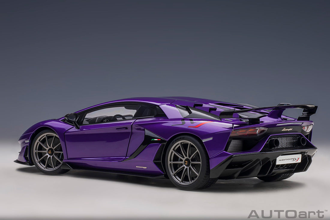 Lamborghini Aventador SVJ (2019) in Purple Pearl