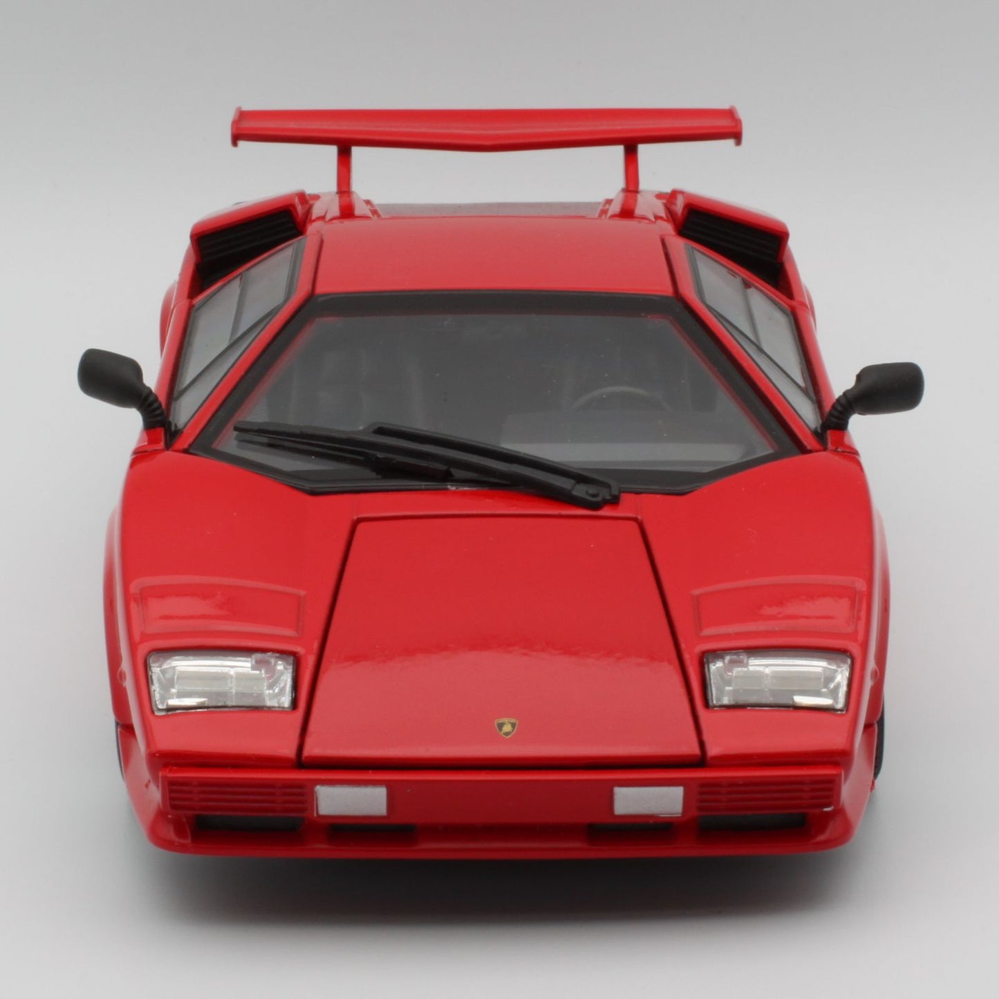 Lamborghini Countach LP500S in red