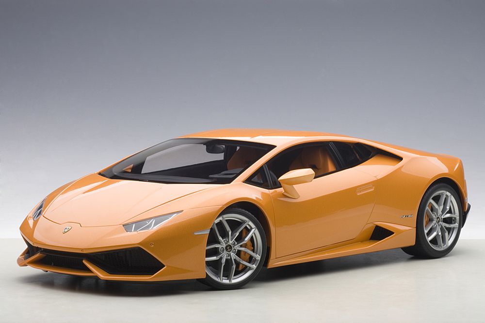Lamborghini Huracan LP610-4 (2014) in Metallic Pearl Orange