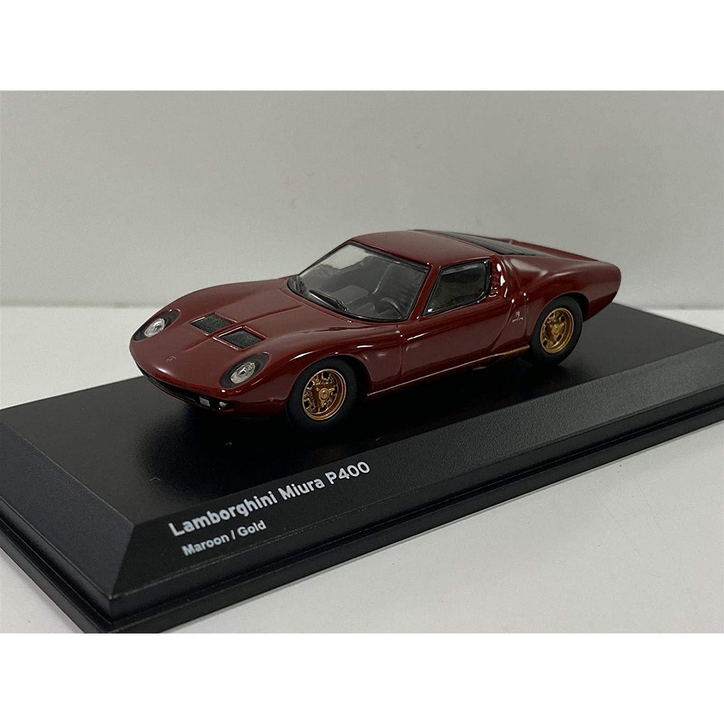 Lamborghini Miura P400 in Maroon/Gold