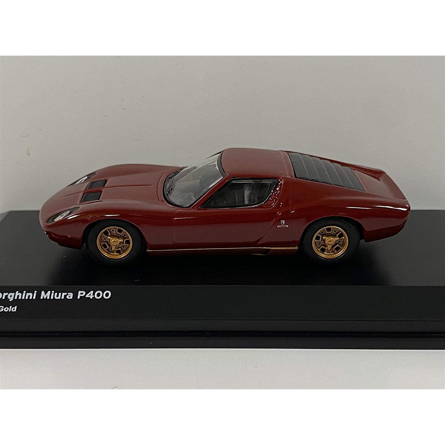 Lamborghini Miura P400 in Maroon/Gold