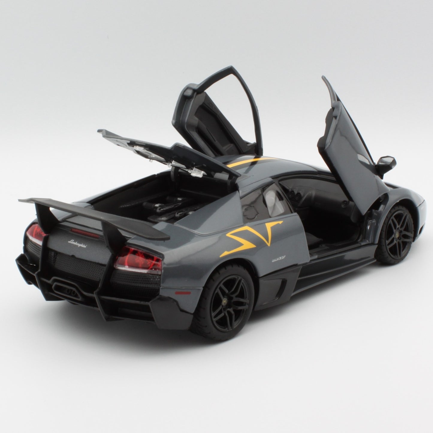 Lamborghini Murcielago LP670-4 SV (China Edition) in Grey