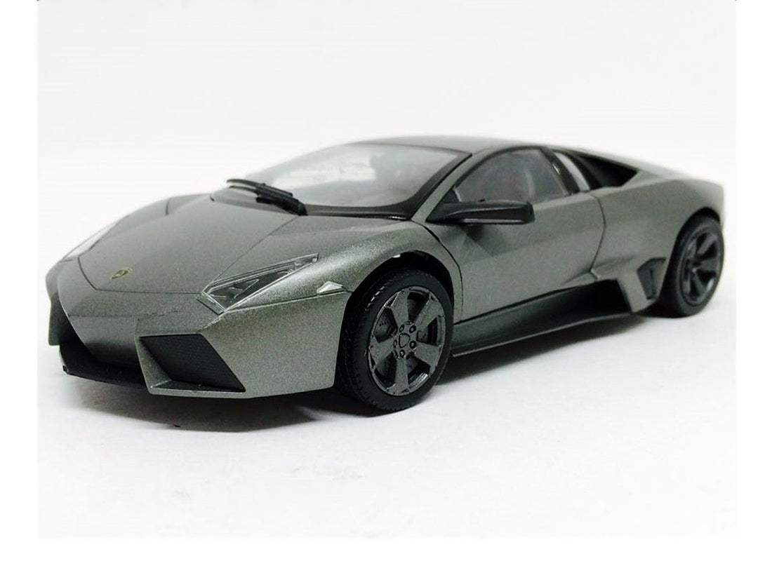 Lamborghini Reventon in Grey