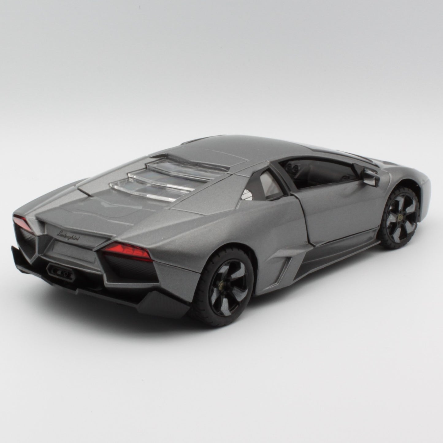 Lamborghini Reventon in Grey