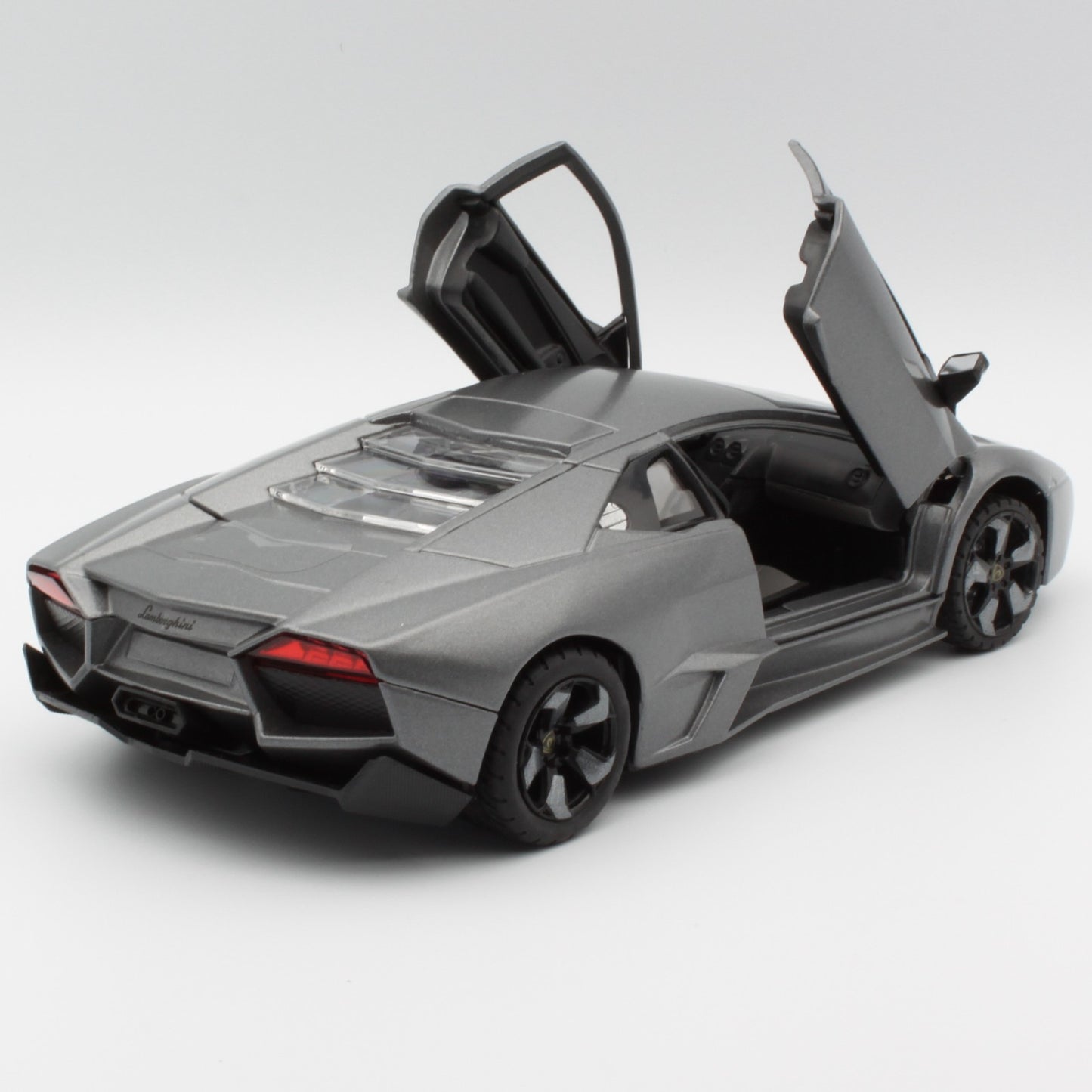 Lamborghini Reventon in Grey