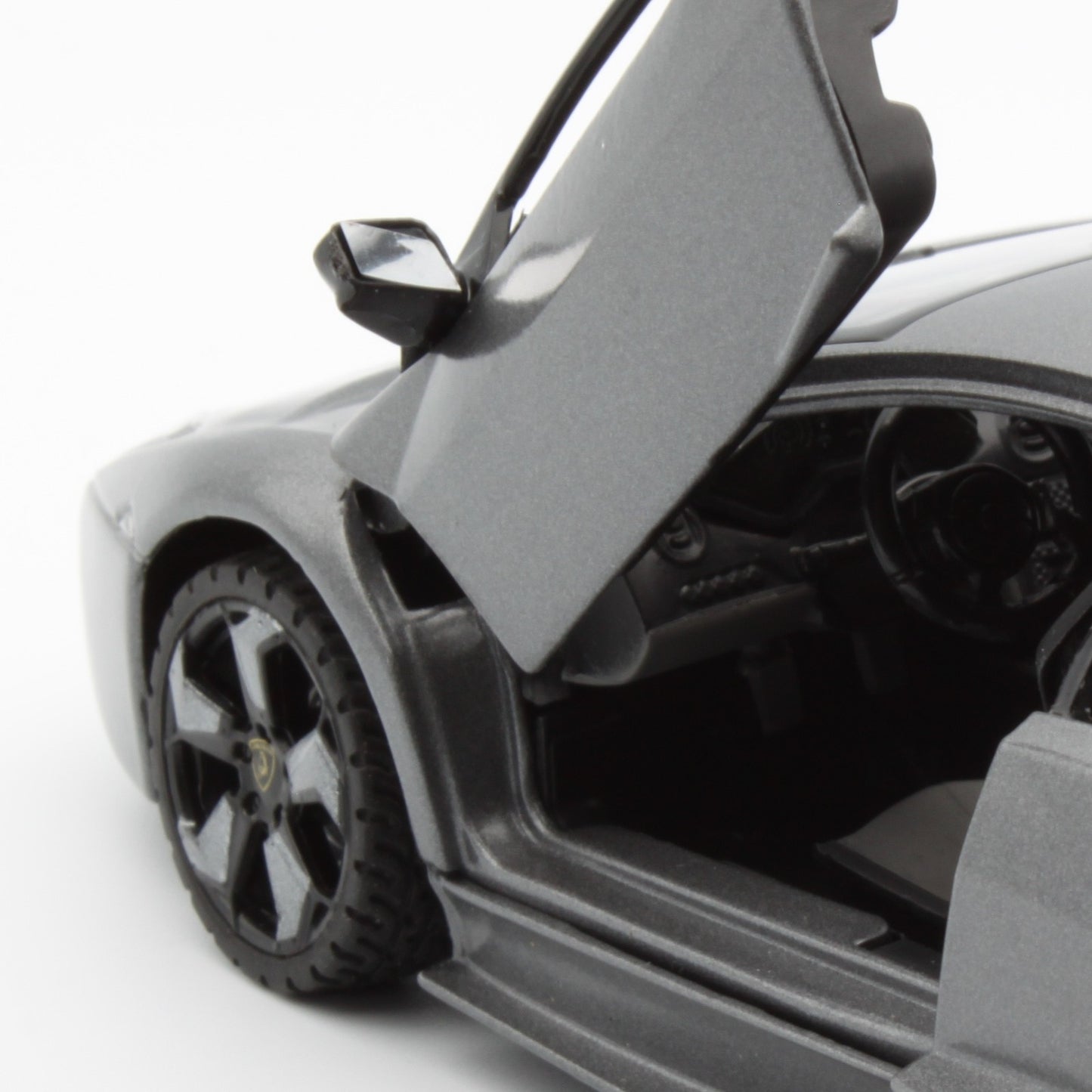 Lamborghini Reventon in Grey