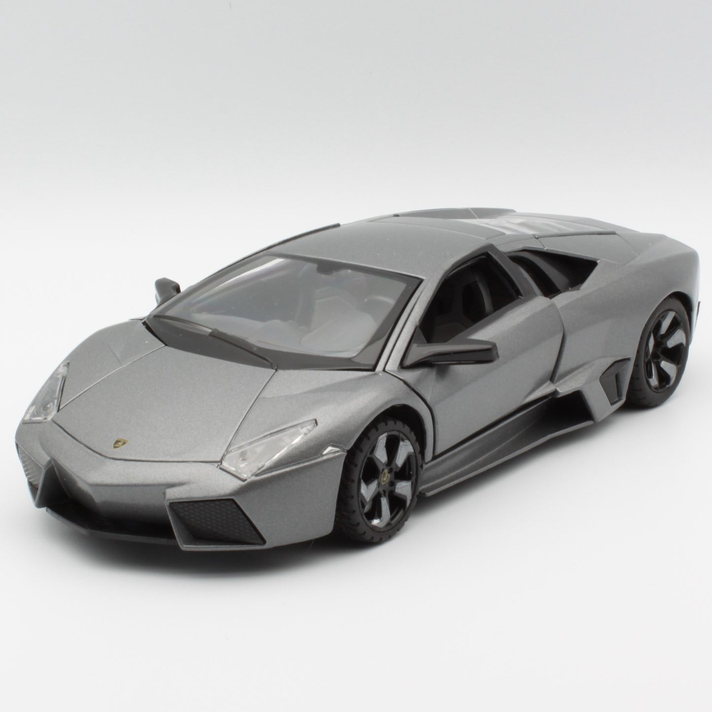 Lamborghini Reventon in Grey