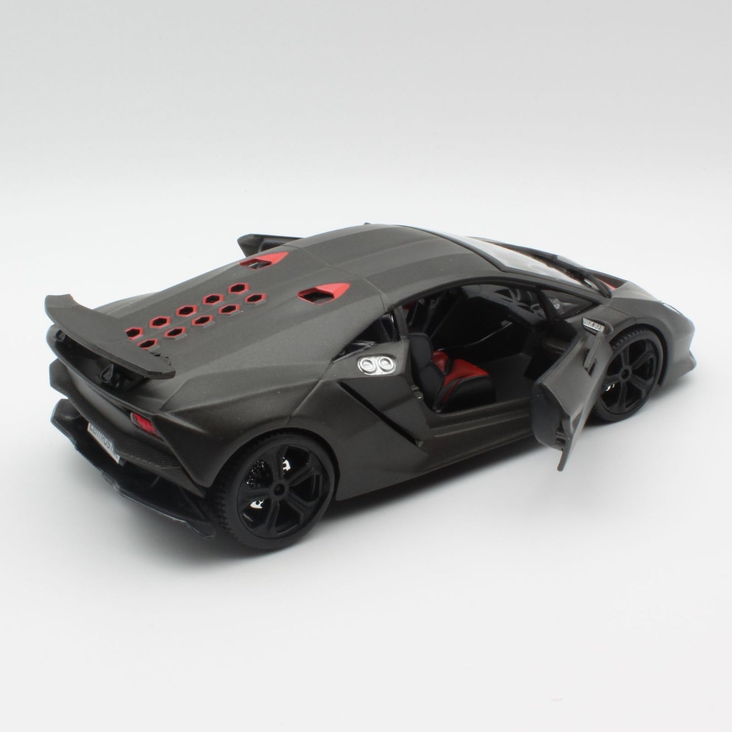 Lamborghini Sesto Elemento in Grey