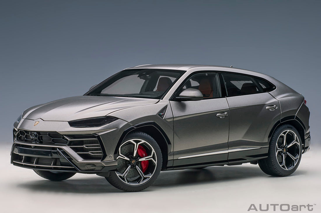 Lamborghini Urus (2018) in Metallic Grey