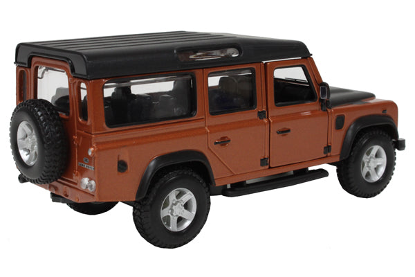 Land Rover 110 in Copper